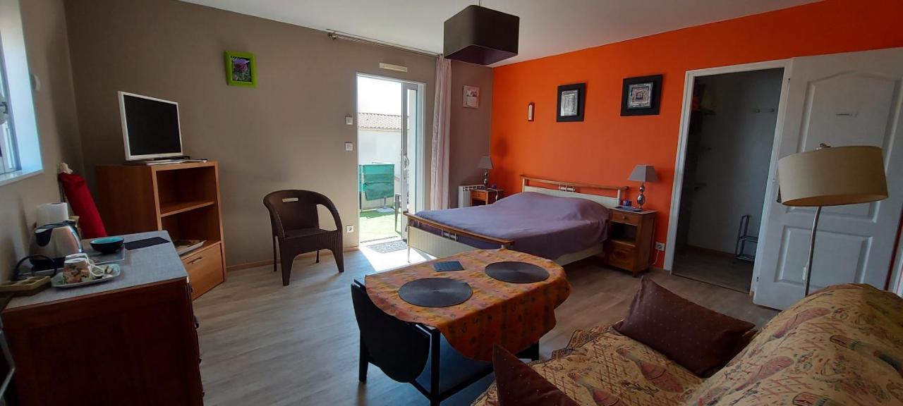 Chambre D'Hote Fleur De Potager Les Sables-dʼOlonne Exterior foto